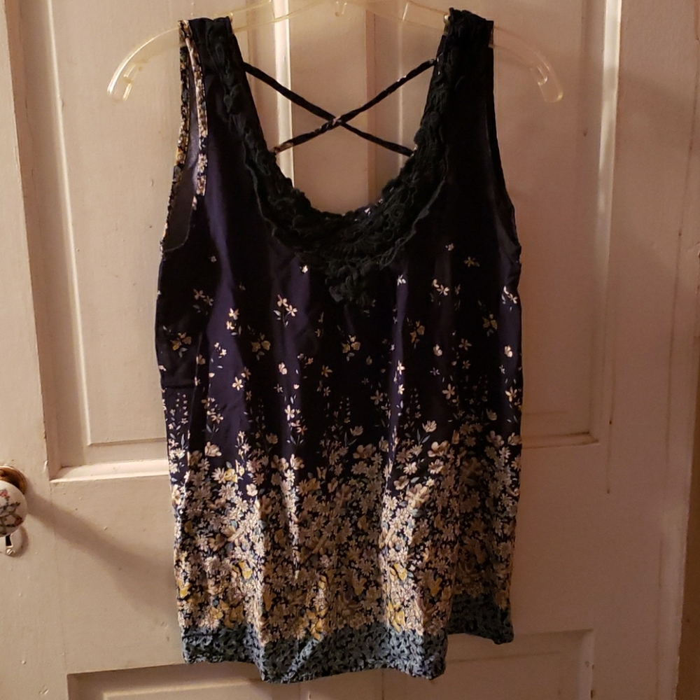 Sleeveless top